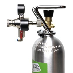 BRITA YOURCE Umrüstung: Komplett-Set (2 kg CO2 + Zubehör)